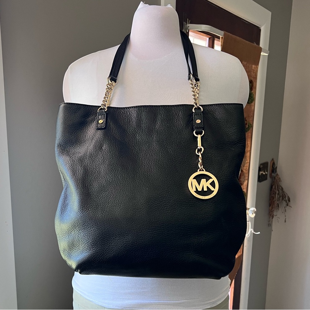 Black Michael Kors Handbag Tote
